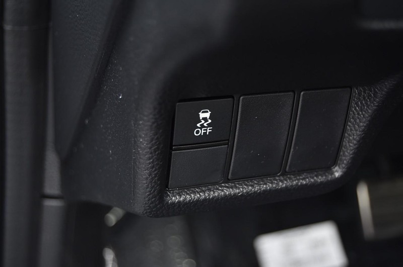 Honda Civic Sedan Hybrid Vehicle Image 11