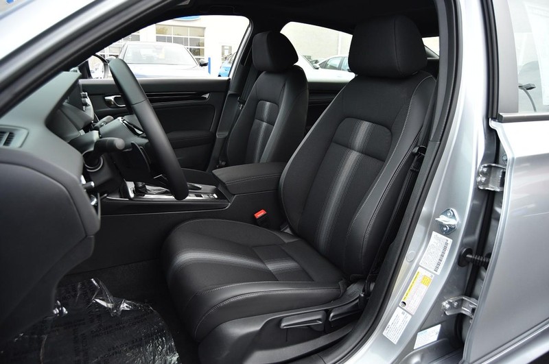 Honda Civic Sedan Hybrid Vehicle Full-screen Gallery Image 21