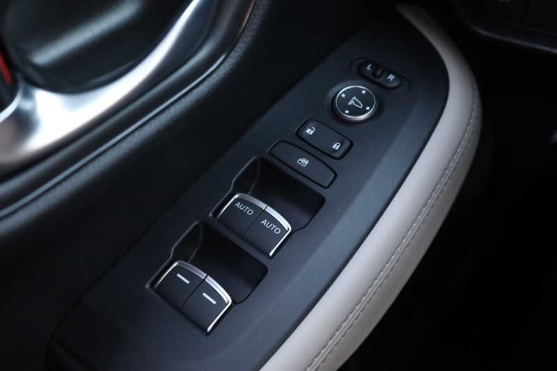 Honda HR-V Vehicle Image 18