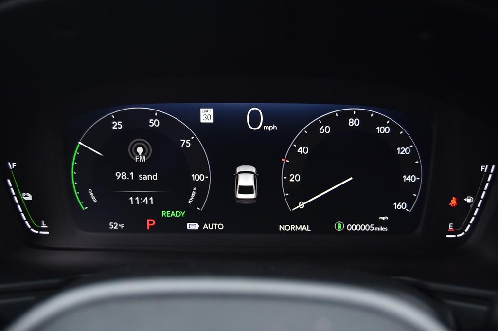 Honda Accord Hybrid Vehicle Image 10