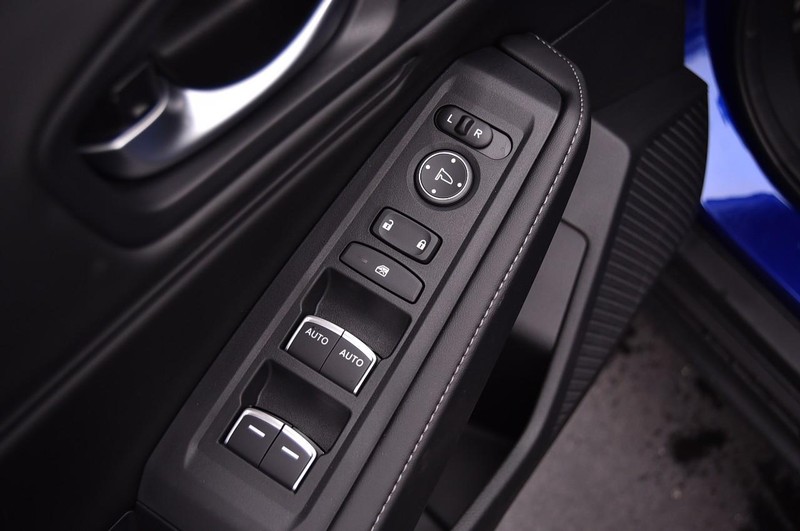 Honda Accord Hybrid Vehicle Full-screen Gallery Image 8