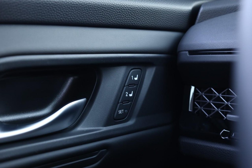 Honda Accord Hybrid Vehicle Image 19