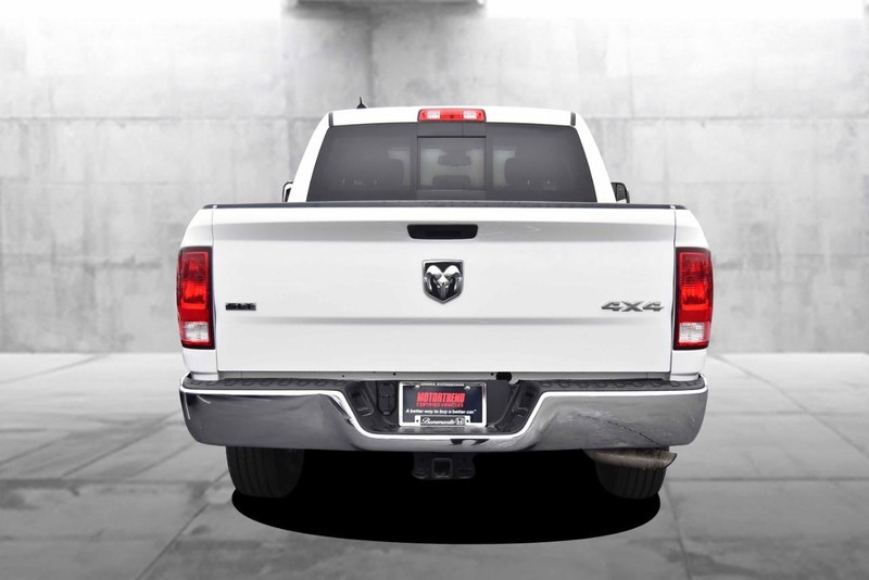 Ram 1500 Classic Vehicle Full-screen Gallery Image 6