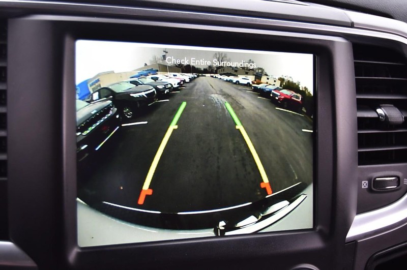 Ram 1500 Classic Vehicle Full-screen Gallery Image 13