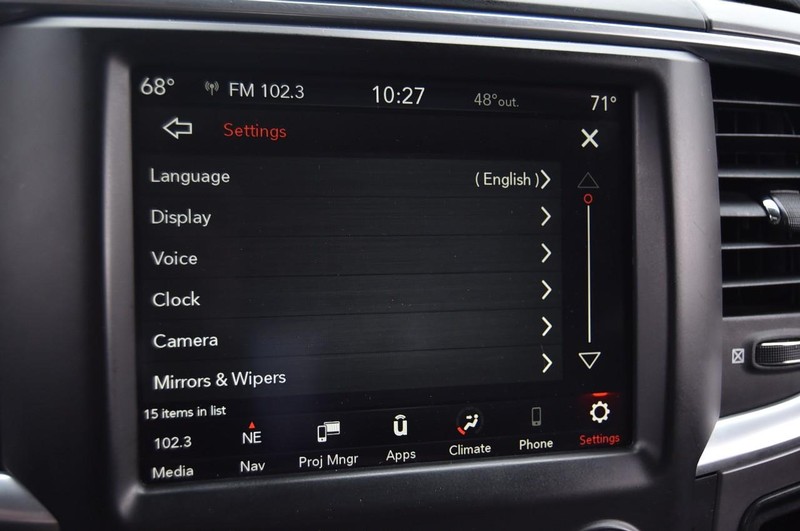 Ram 1500 Classic Vehicle Full-screen Gallery Image 14