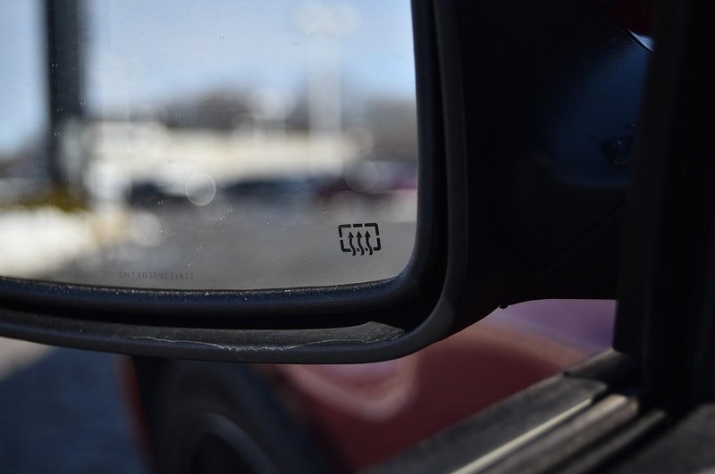 Chrysler 300 Vehicle Image 10