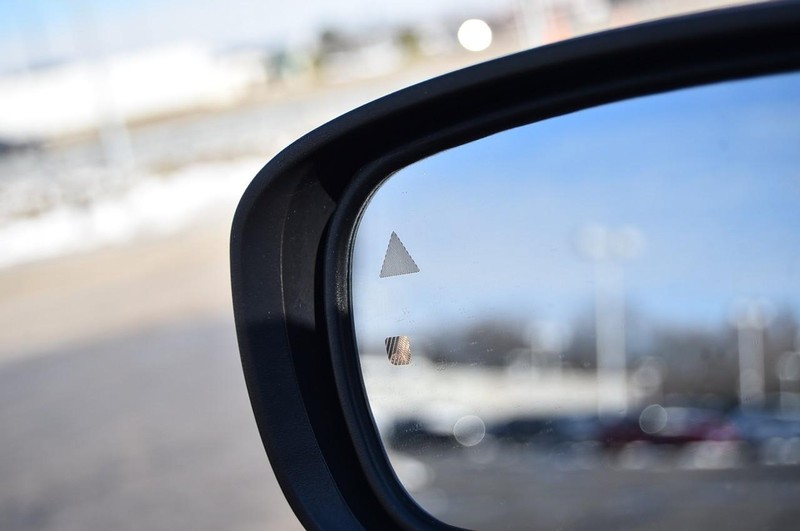 Chrysler 300 Vehicle Image 11