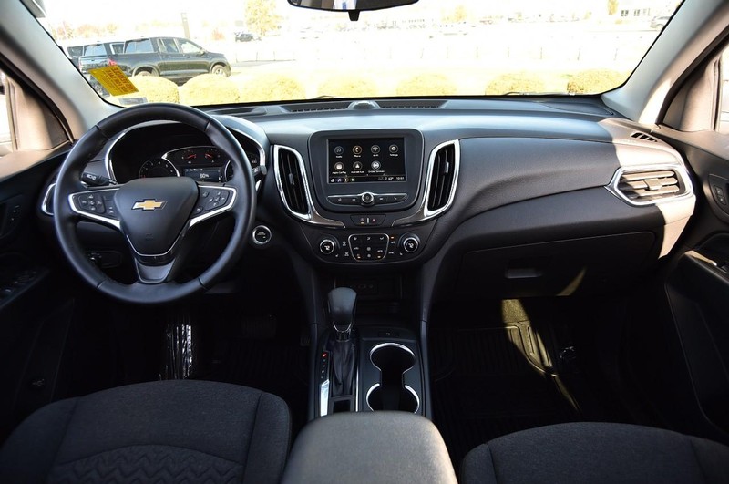 Chevrolet Equinox Vehicle Image 07