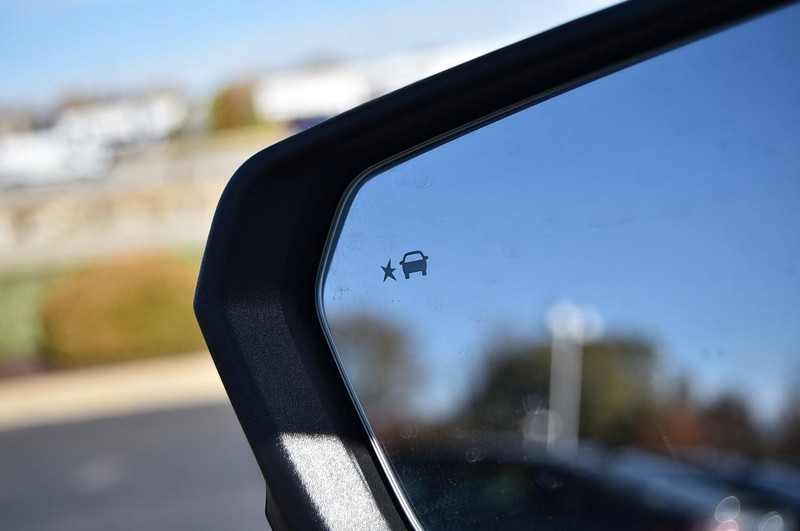 Chevrolet Equinox Vehicle Image 10