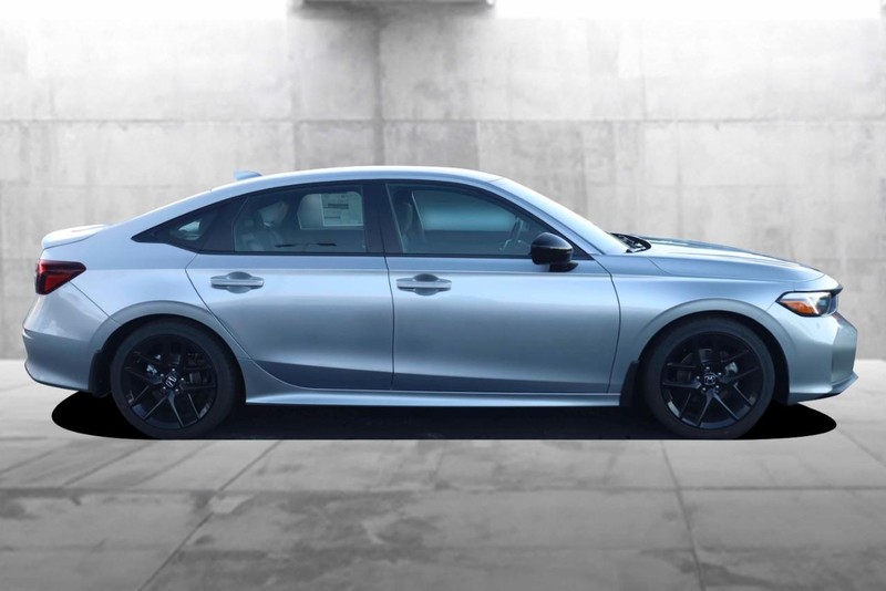 Honda Civic Sedan Vehicle Full-screen Gallery Image 5