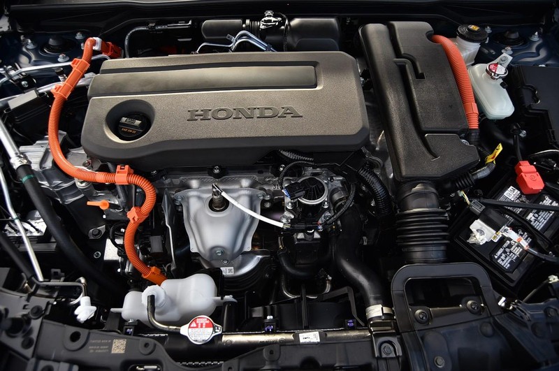 Honda Civic Sedan Hybrid Vehicle Full-screen Gallery Image 27