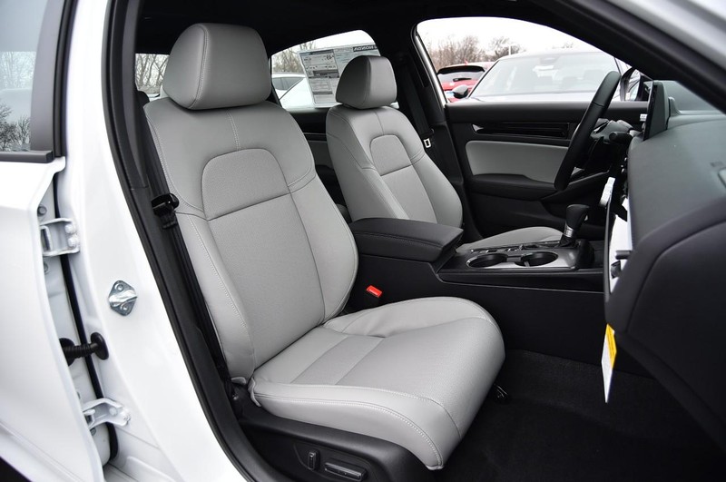 Honda Civic Sedan Hybrid Vehicle Full-screen Gallery Image 23