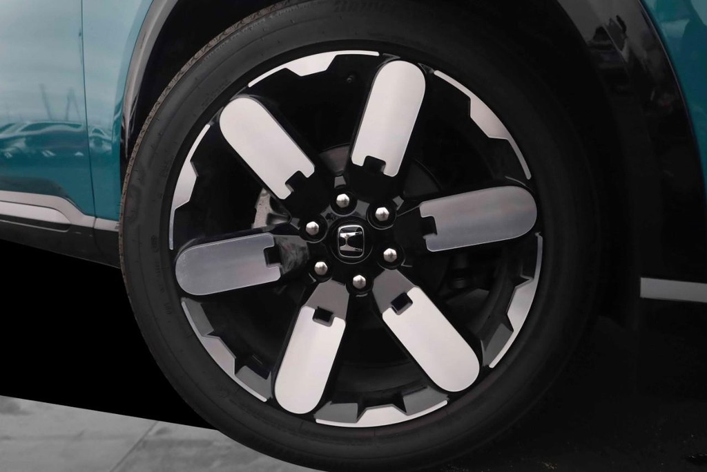 Honda Prologue Vehicle Image 03