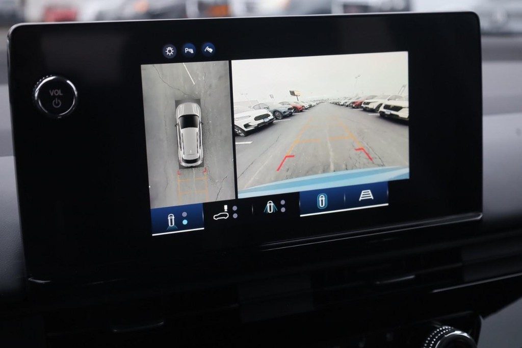 Honda Prologue Vehicle Image 16