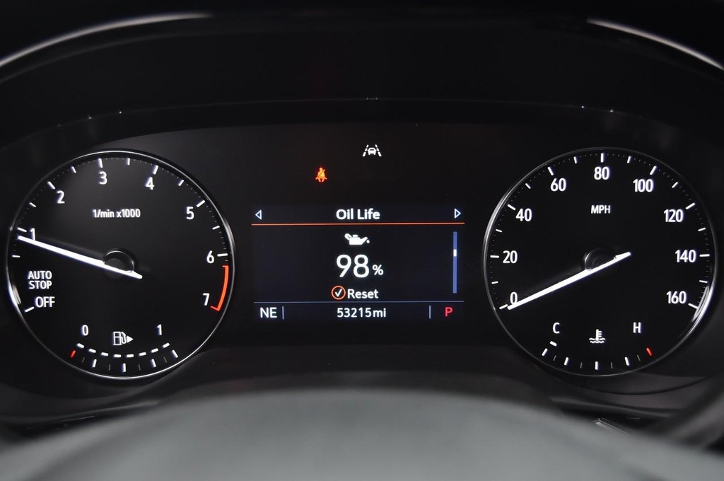 Buick Envision Vehicle Full-screen Gallery Image 11