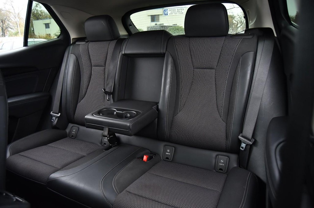 Buick Envision Vehicle Full-screen Gallery Image 21