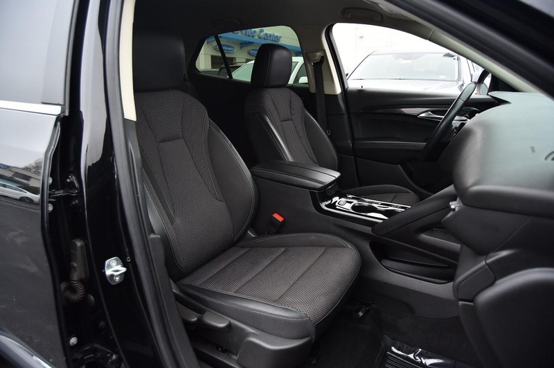 Buick Envision Vehicle Full-screen Gallery Image 20