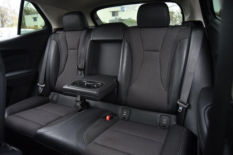 Buick Envision Vehicle Full-screen Gallery Image 21