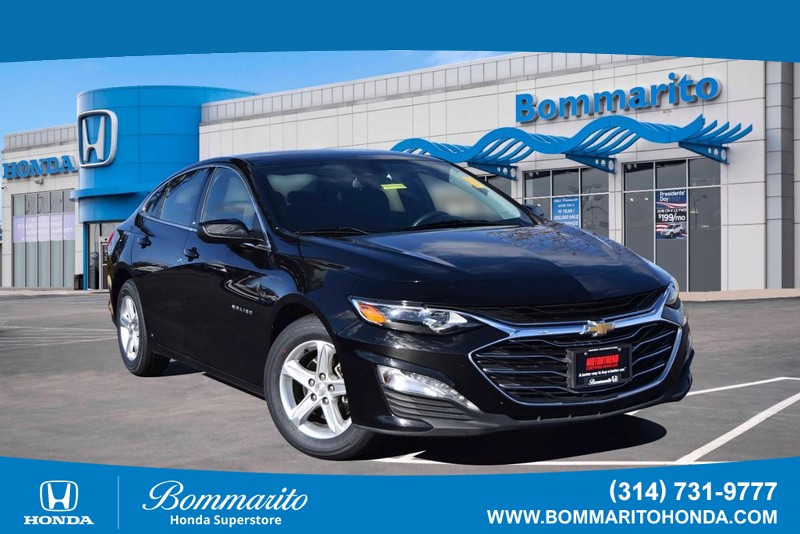 Chevrolet Malibu Vehicle Full-screen Gallery Image 01