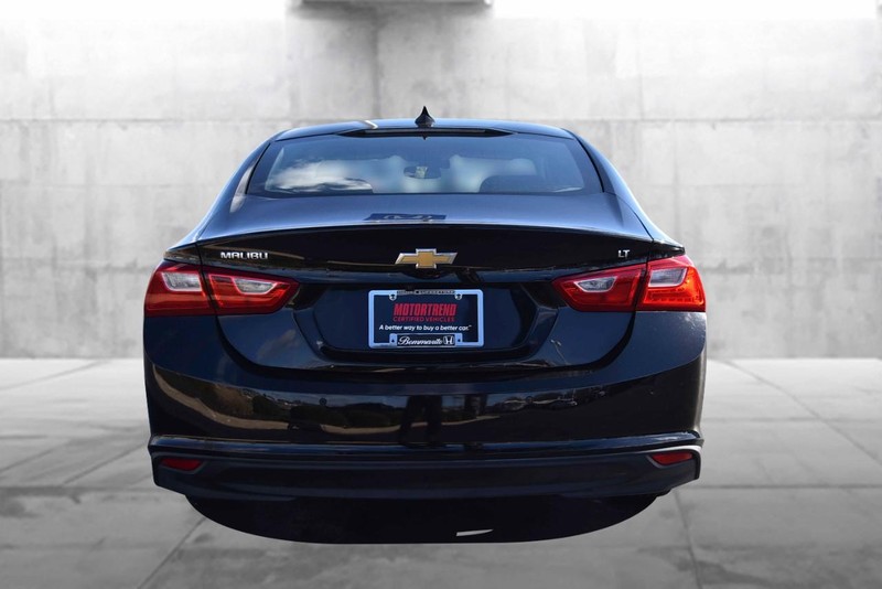 Chevrolet Malibu Vehicle Full-screen Gallery Image 06