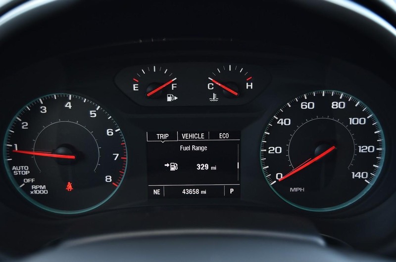 Chevrolet Malibu Vehicle Full-screen Gallery Image 10