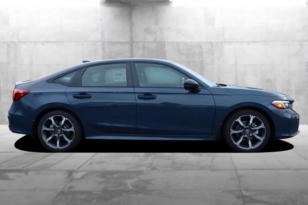 Honda Civic Sedan Hybrid Vehicle Image 05