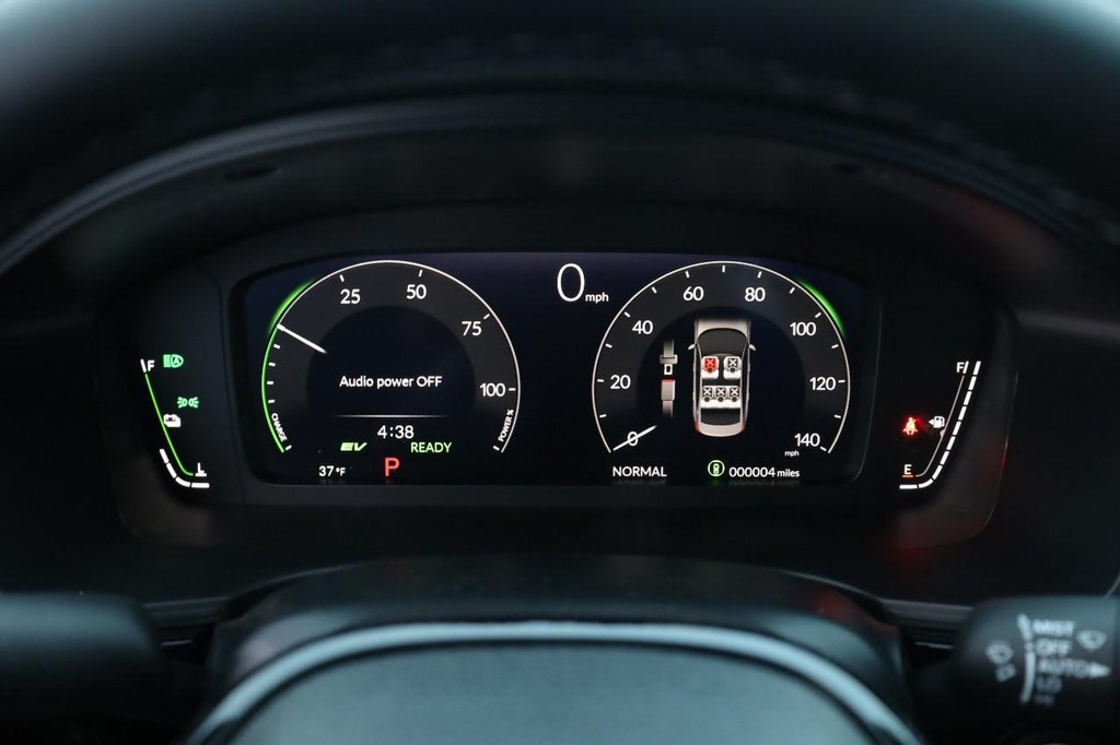 Honda Civic Sedan Hybrid Vehicle Image 11