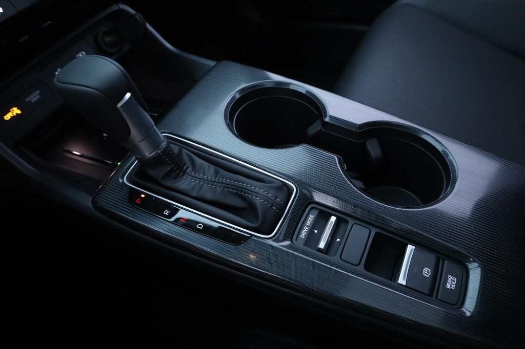 Honda Civic Sedan Hybrid Vehicle Image 17