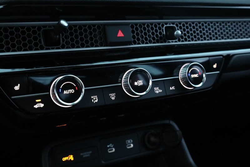 Honda Civic Sedan Hybrid Vehicle Image 15