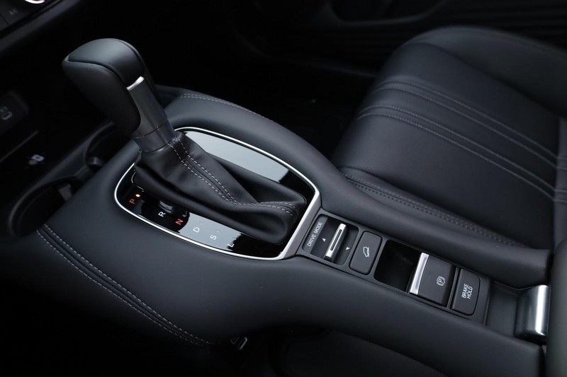 Honda HR-V Vehicle Image 16