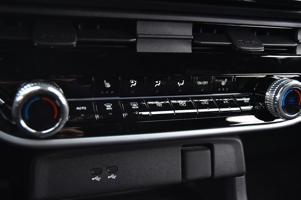 Honda Prologue Vehicle Image 14