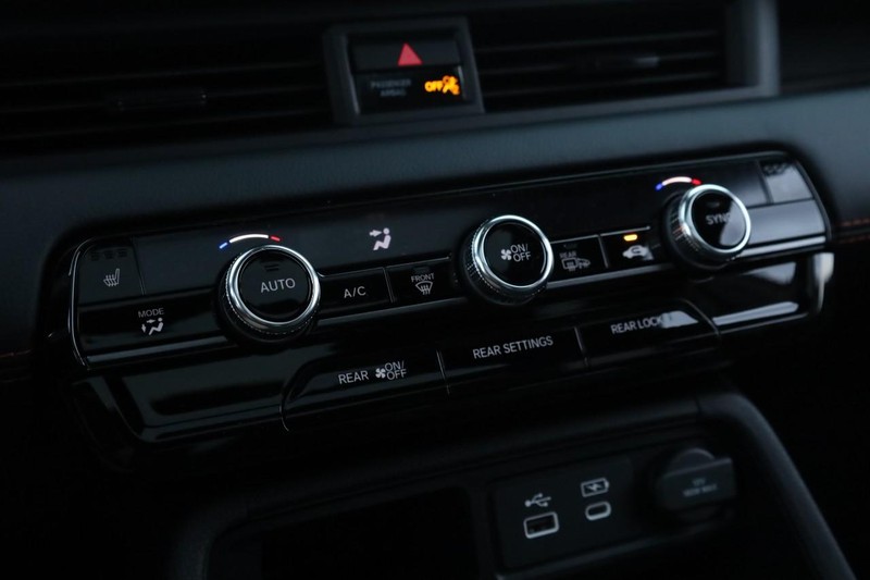 Honda Pilot Vehicle Image 17