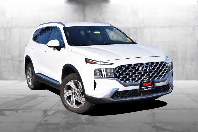 Hyundai Santa Fe Vehicle Image 02