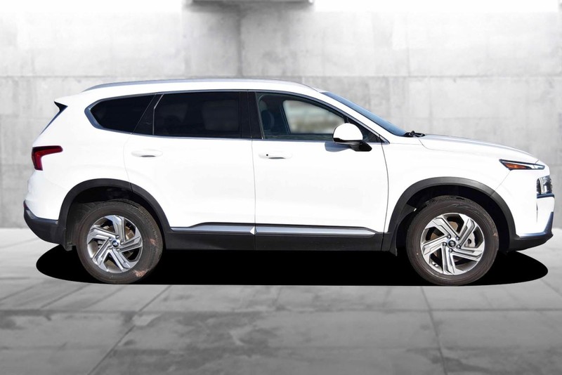 Hyundai Santa Fe Vehicle Image 05