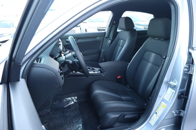 Honda Civic Hatchback Vehicle Image 08