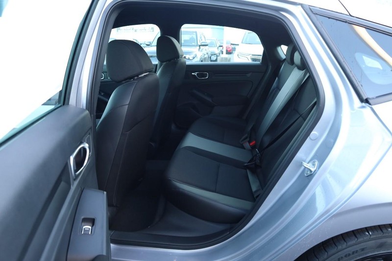 Honda Civic Hatchback Vehicle Image 20