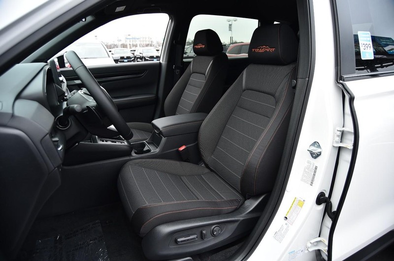 Honda CR-V Hybrid Vehicle Image 21