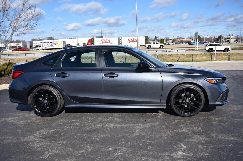 Honda Civic Sedan Vehicle Image 05