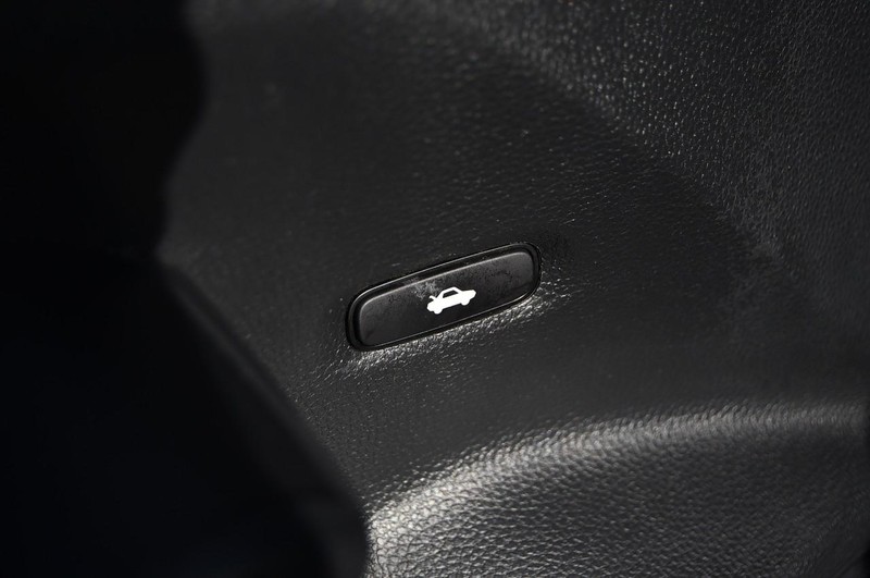 Honda Civic Sedan Vehicle Image 09