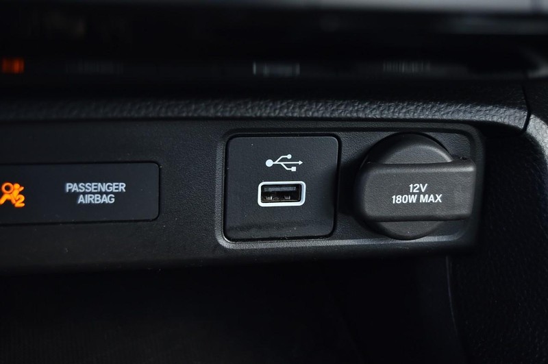 Honda Civic Sedan Vehicle Image 16