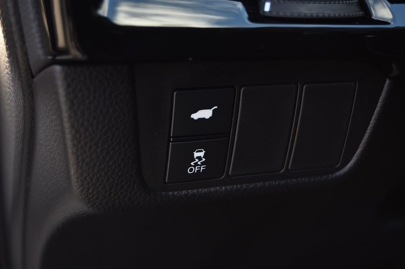 Honda CR-V Vehicle Image 11