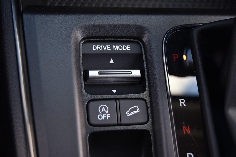 Honda CR-V Vehicle Image 20