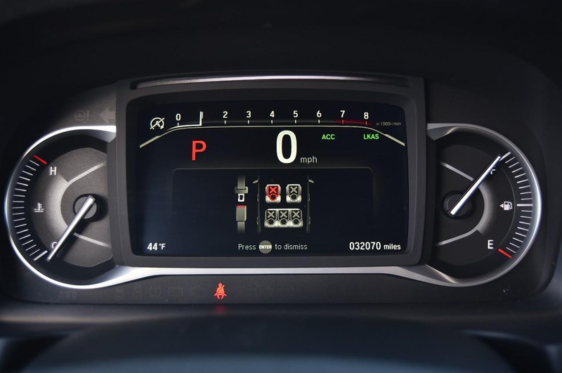 Honda Passport Vehicle Full-screen Gallery Image 13