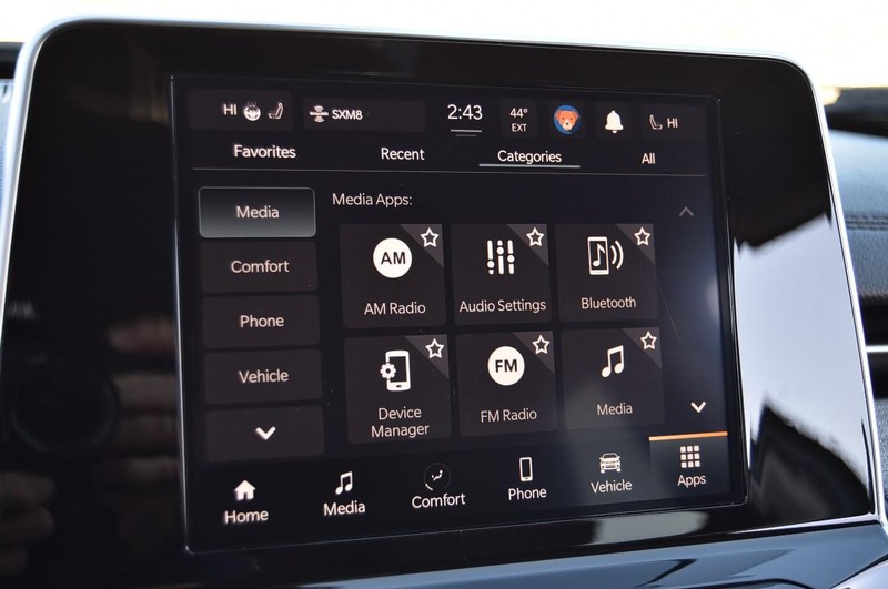 Jeep Compass Vehicle Full-screen Gallery Image 14