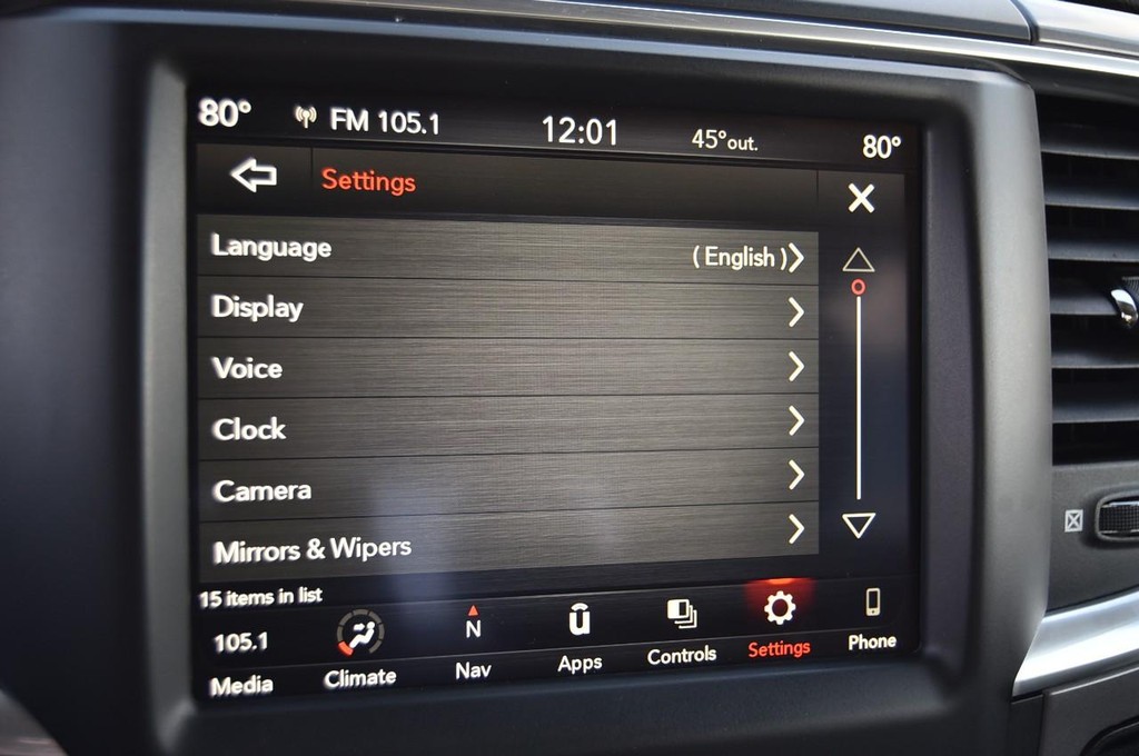 Ram 1500 Classic Vehicle Full-screen Gallery Image 14