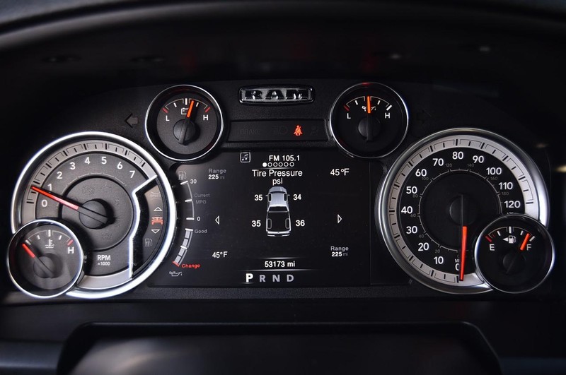 Ram 1500 Classic Vehicle Image 12