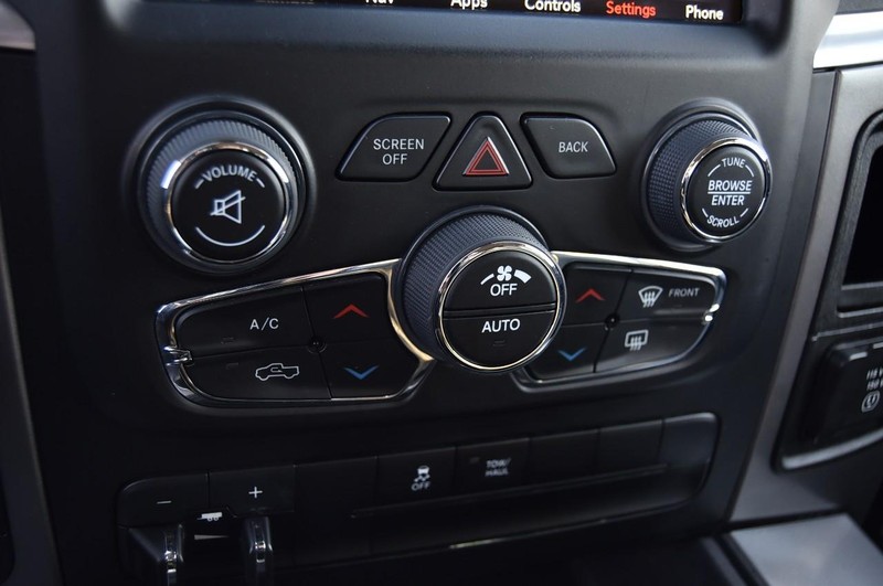 Ram 1500 Classic Vehicle Image 15