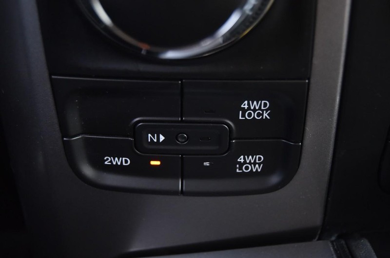 Ram 1500 Classic Vehicle Image 17