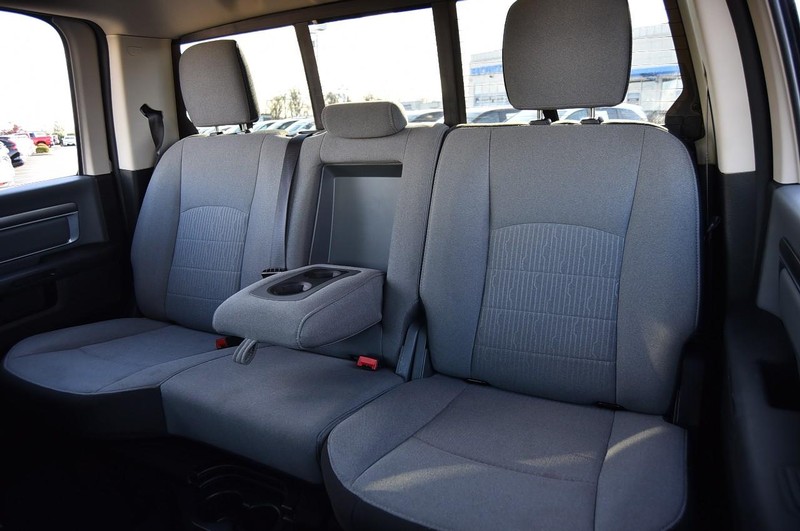 Ram 1500 Classic Vehicle Image 22