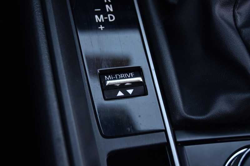 Mazda CX-50 Vehicle Image 16